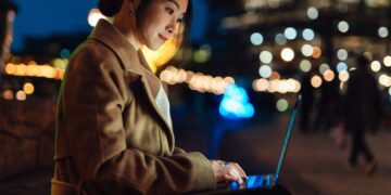 How to Start Investing: A Beginner's Guide